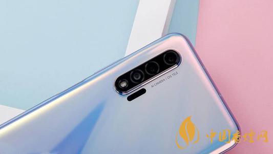 華為手機銷量或跌八成！華為手機是否會降價？